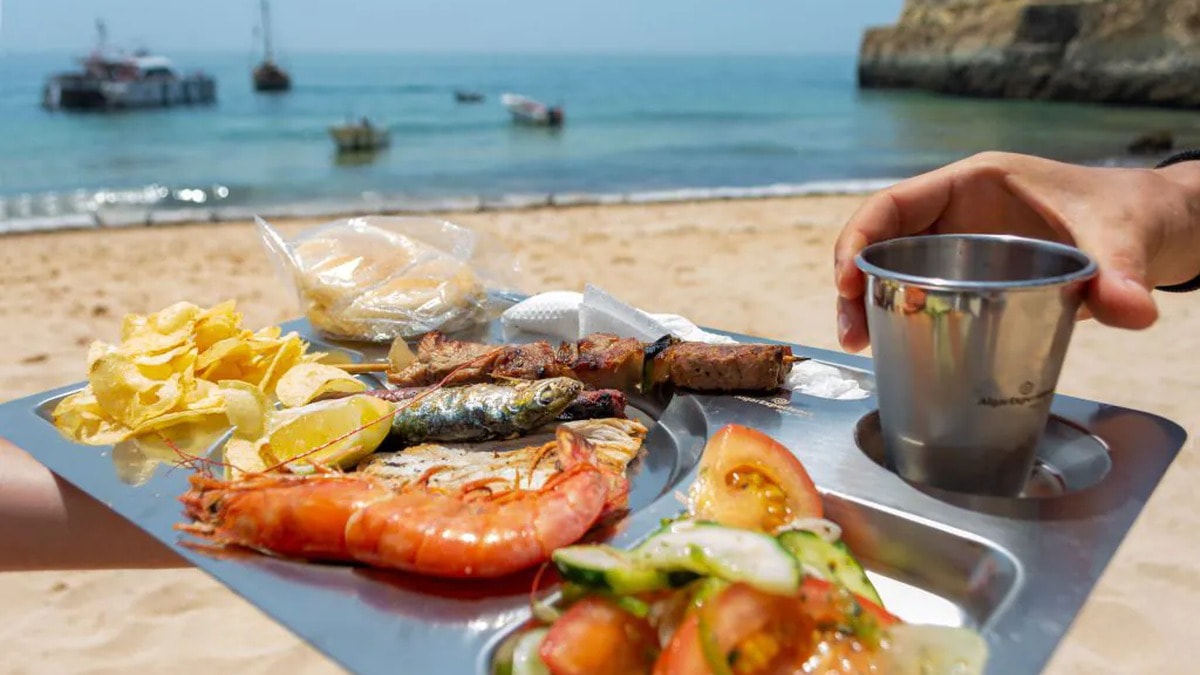 Beach BBQ Cruise